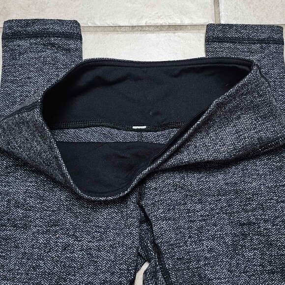 Lululemon Gray Herringbone Leggings Size 4 - Picture 4 of 6